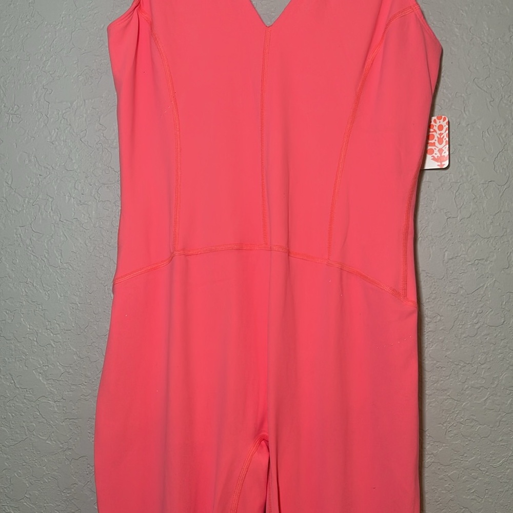New ✨ FP Movement Never better Strappy Back Jumpsuit Medium Neon Coral - Picture 5 of 11
